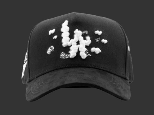 31 Hats Clouds Negra
