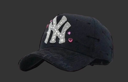31 Hats NY Love Struck